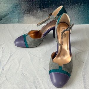 Seychelles Vintage suede and leather heels